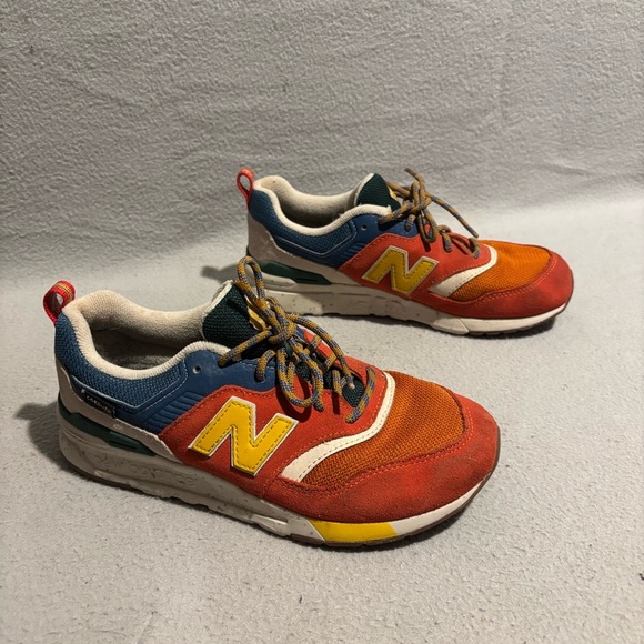 New Balance Shoes - New Balance Colorful Unisex Sneakers GR997HCZ Size 5